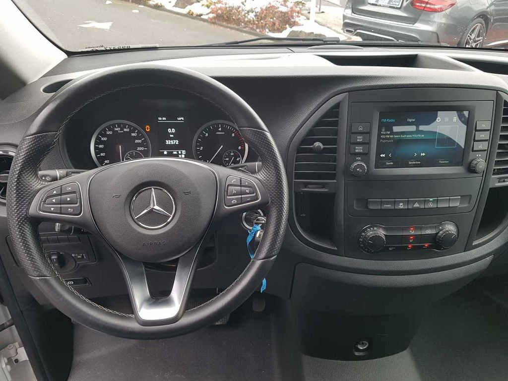 Minibús, Furgoneta de pasajeros Mercedes-Benz Vito 114 CDI Tourer 9G Klima Audio40 Extralang: foto 13