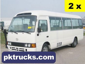 Toyota Coaster microbus - Minibús
