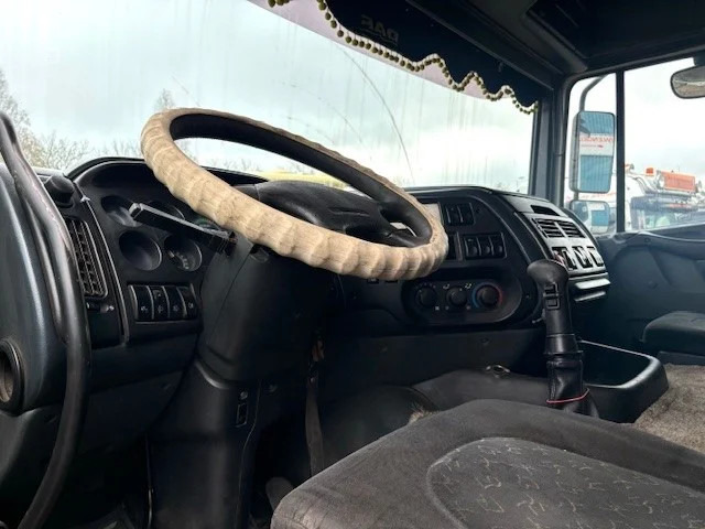 Leasing de DAF 95.380 XF SPACECAB (EURO 2 (MECHANICAL PUMP & INJECTORS) / ZF16 MANUAL GEARBOX / AIRCONDITIONING) DAF 95.380 XF SPACECAB (EURO 2 (MECHANICAL PUMP & INJECTORS) / ZF16 MANUAL GEARBOX / AIRCONDITIONING): foto 8