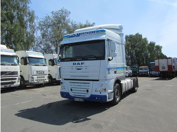 Cabeza tractora DAF XF 105 460