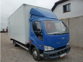  AVIA D90-EL - Camión caja cerrada
