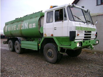  TATRA 815 CA-18 6x6 - Camión cisterna