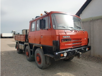 Tatra 815 - Camión portavehículos