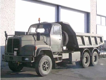 SAURER D330 - Camión volquete