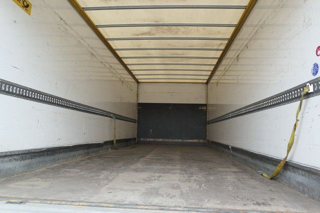 Camión caja cerrada MAN 15.340 TGM BL 4x2, 7.200mm lang, LBW, AHK: foto 8