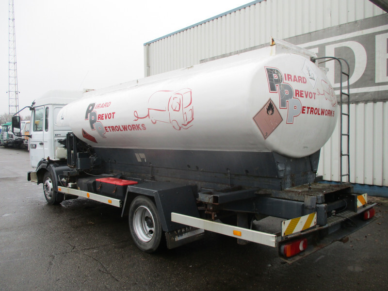 Camión cisterna para transporte de combustible Renault Midliner S 180 , 4x2 , Belgium Fuel Truck , 7000 liters, 2 compartments: foto 5