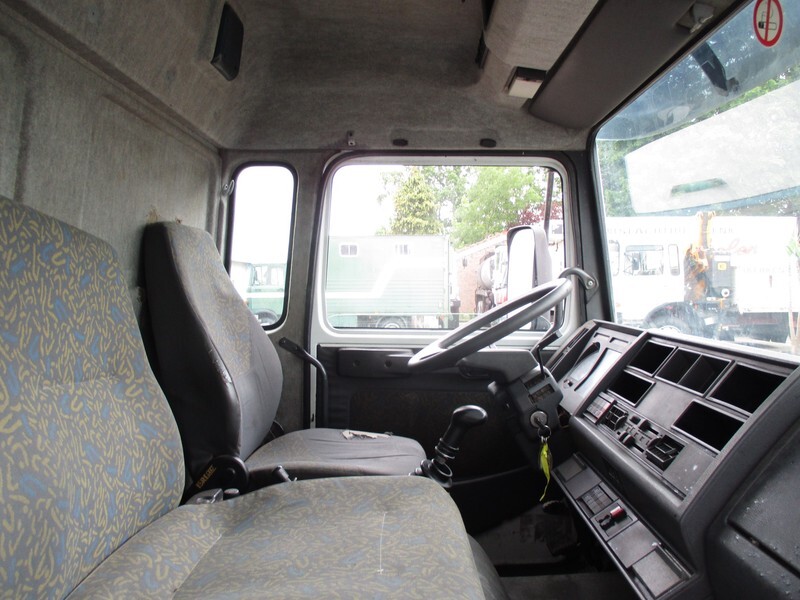 Camión cisterna para transporte de combustible Renault Midliner S 180 , 4x2 , Belgium Fuel Truck , 7000 liters, 2 compartments: foto 11