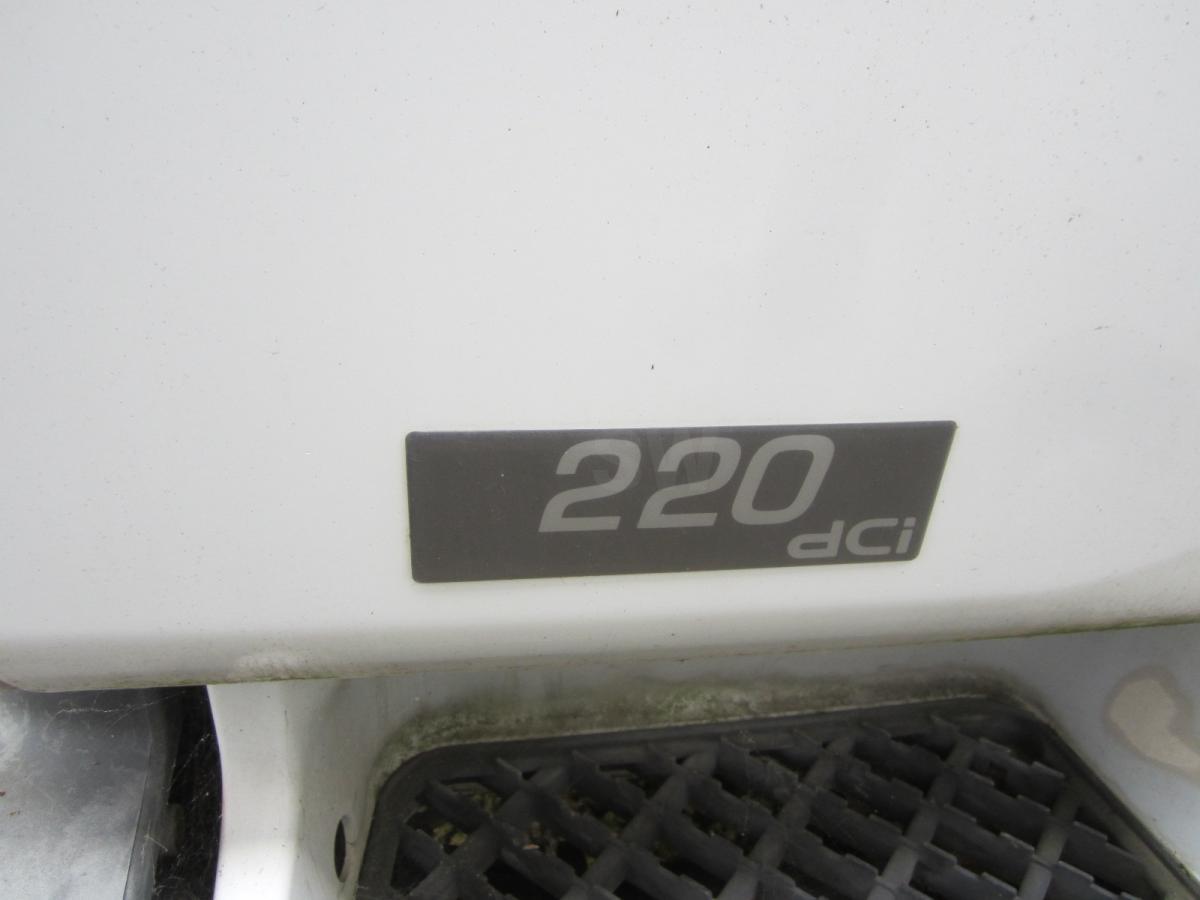 Camión caja cerrada Renault Midlum 220 DCI: foto 3