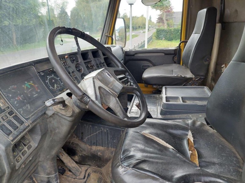 Camión volquete Scania 143-400 V8 6x4: foto 8