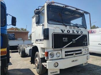 Camión chasis Volvo F 12: foto 1