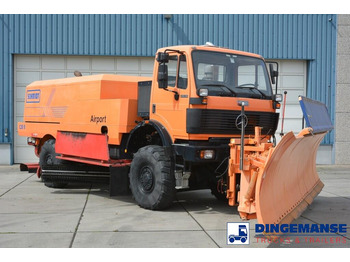 Mercedes SK 2031 4x4x4 Schmidt CJS9 airport sweeper snow plough - Equipo de apoyo en tierra