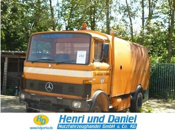 MERCEDES-BENZ 809 Kehrmaschine - Furgoneta