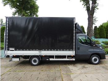 Furgoneta con lona nuevo New Iveco Daily 35S16 Curtain side + tail lift BAR 750 kg tilt truck < 3.5t: foto 4