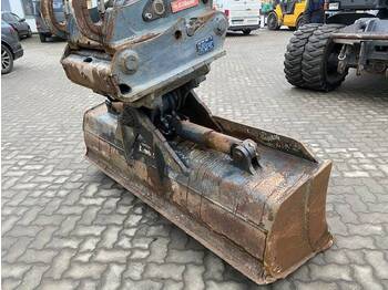 OilQuick (1755) 2.0 m Grabenlöffel / ditch-cleaning-bucket - Implemento