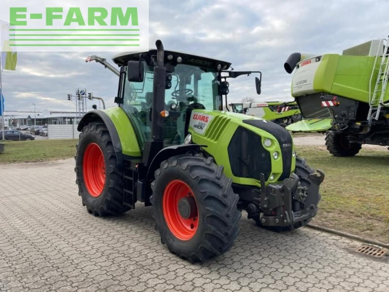 Tractor CLAAS arion 550 t3b: foto 3