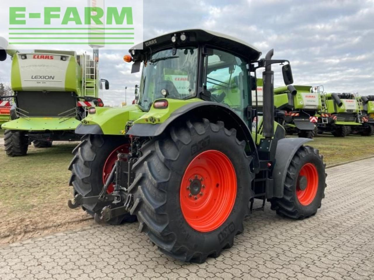 Tractor CLAAS arion 550 t3b: foto 5