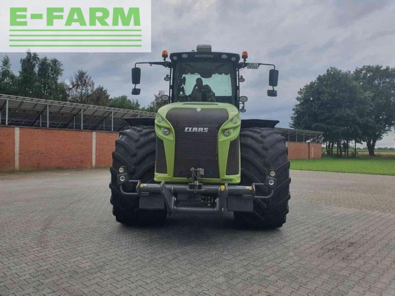 Tractor CLAAS xerion 4000 vc: foto 12