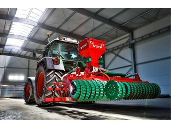 Maquinaria de siembra Agro Masz Grass 300