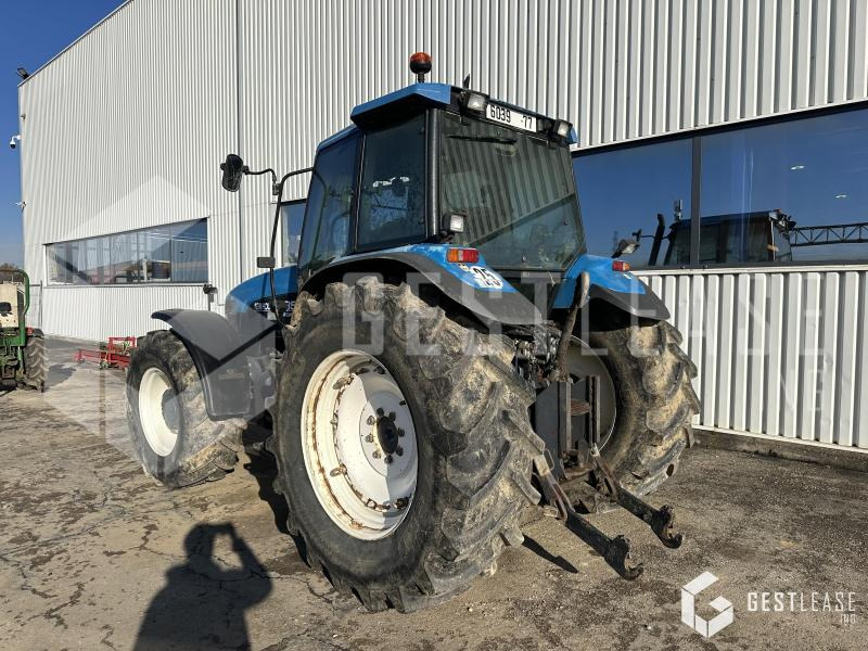 Tractor New Holland FORD 8560: foto 2