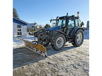 Tractor New Holland TS115: foto 3