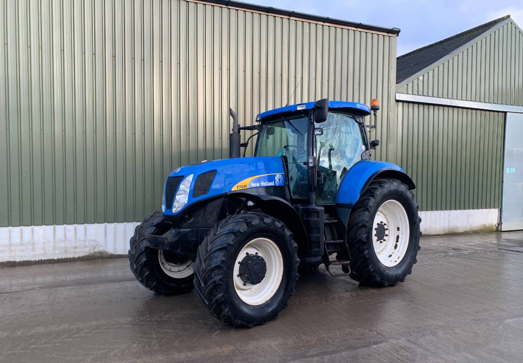 Tractor New Holland T 7040 PC: foto 5