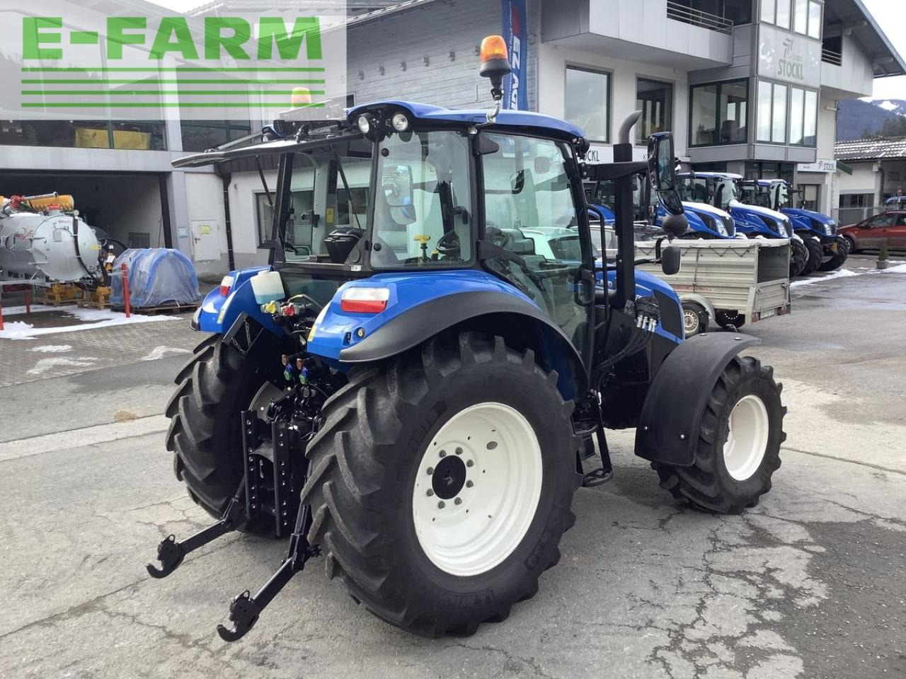 Tractor New Holland t 5.115: foto 8