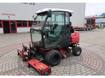 Cortacésped Toro LT3340 3-Gang Hydro 4WD Cylinder Reel Mower: foto 1