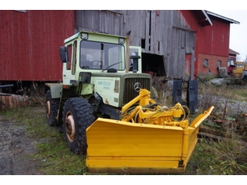 MB Trac 1000 - Tractor