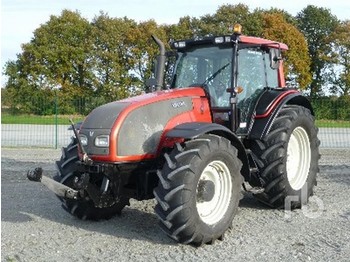 Valtra T171H - Tractor