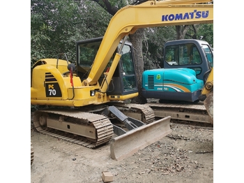 Excavadora de cadenas KOMATSU PC70-8: foto 1