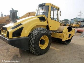 Bomag BW213D4 - Rodillo