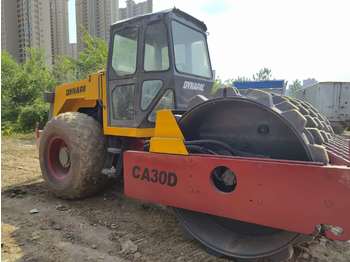 Rodillo DYNAPAC CA30D