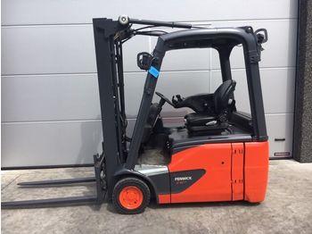 Carretilla elevadora tres ruedas LINDE E16P-02