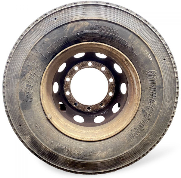 Neumáticos y llantas Bridgestone B7R (01.06-): foto 2