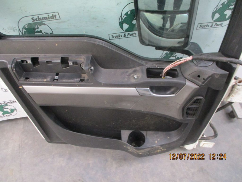 Cabina e interior para Camión MAN TGX 81.62600-4129 PORTIER LINKS EURO 6: foto 7