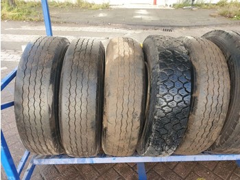Neumático Michelin 9.5 R17.5: foto 1