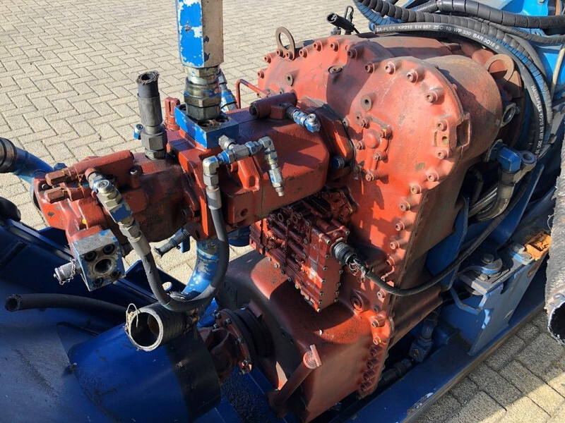 Motor Sisu Valmet Diesel 74.234 ETA 181 HP diesel enine with ZF gearbox: foto 12