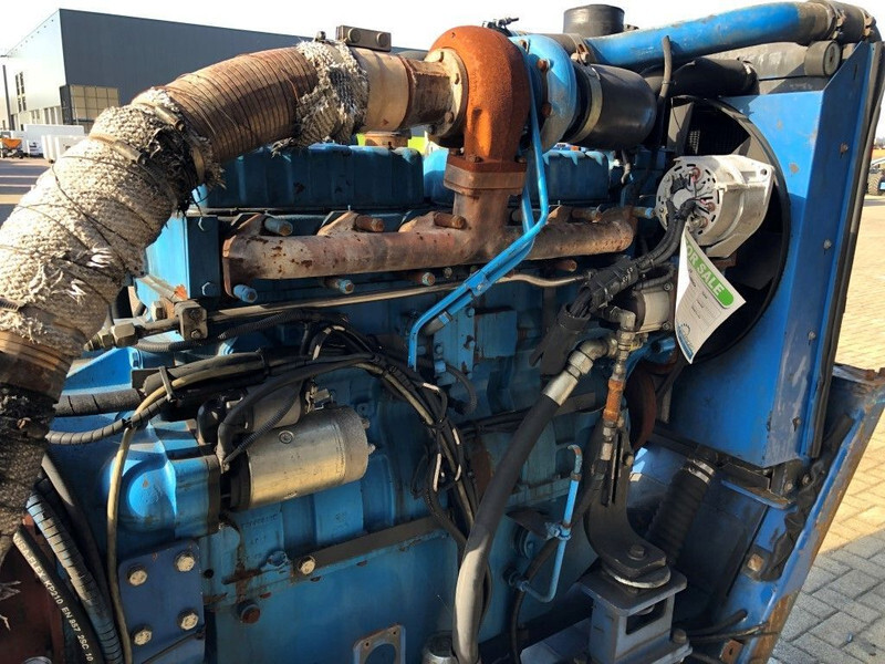 Motor Sisu Valmet Diesel 74.234 ETA 181 HP diesel enine with ZF gearbox: foto 13