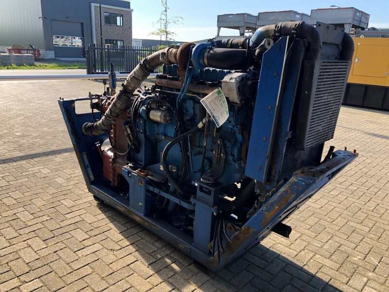 Motor Sisu Valmet Diesel 74.234 ETA 181 HP diesel enine with ZF gearbox: foto 8