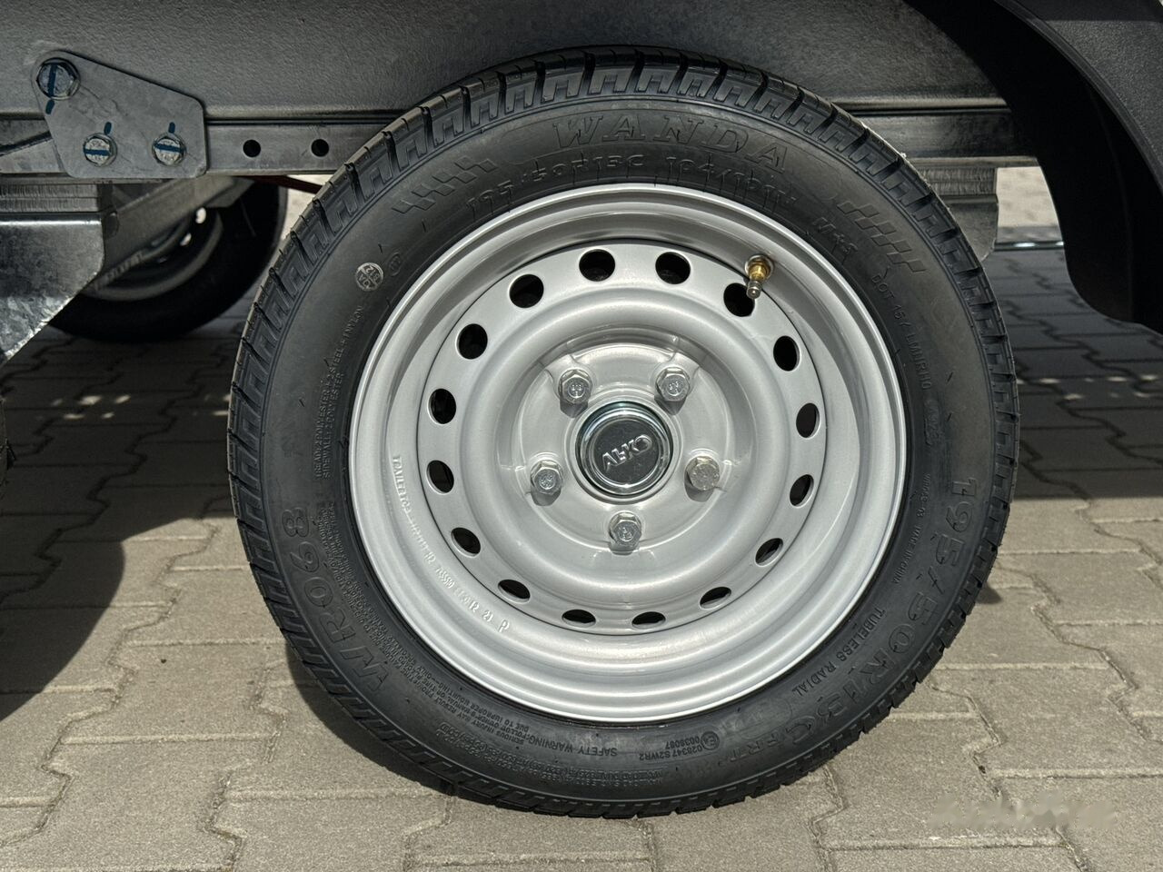 Remolque portavehículos nuevo Lorries PLI35-5521 laweta 550x210 cm 2-osiowa 3500kg DMC uchylna: foto 19