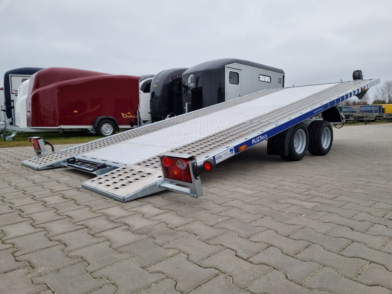 Remolque portavehículos nuevo Lorries PLI-27 4521 car platform trailer 450x210 cm laweta: foto 36