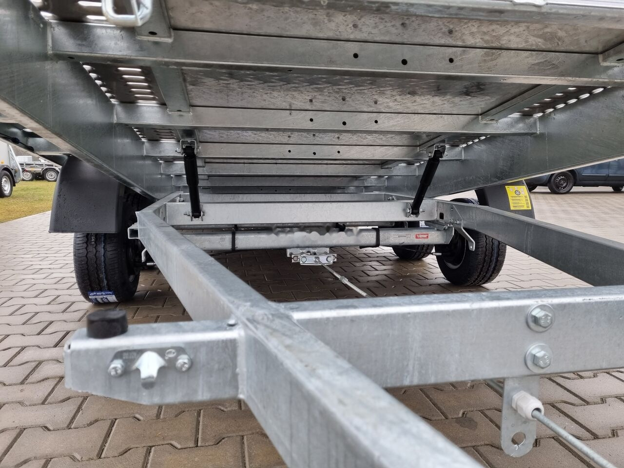 Remolque portavehículos nuevo Lorries PL-27 4521 car trailer 2.7t GVW tilting platform 441 x 200 cm: foto 24