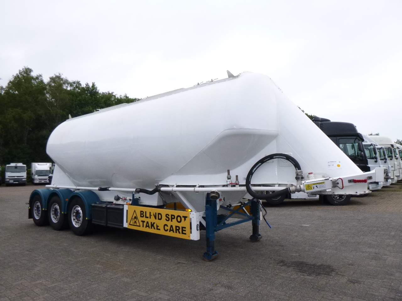 Semirremolque silo para transporte de harina Feldbinder Powder tank alu 40 m3 / 1 comp: foto 2