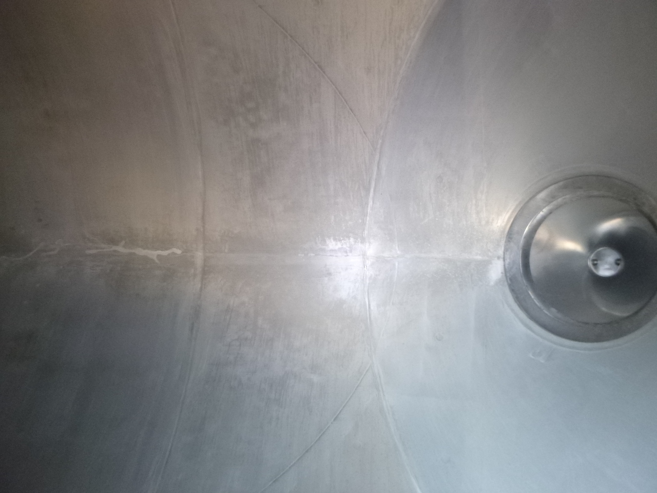 Semirremolque cisterna para transporte de harina Feldbinder Powder tank alu 63 m3 / 1 comp (tipping): foto 6