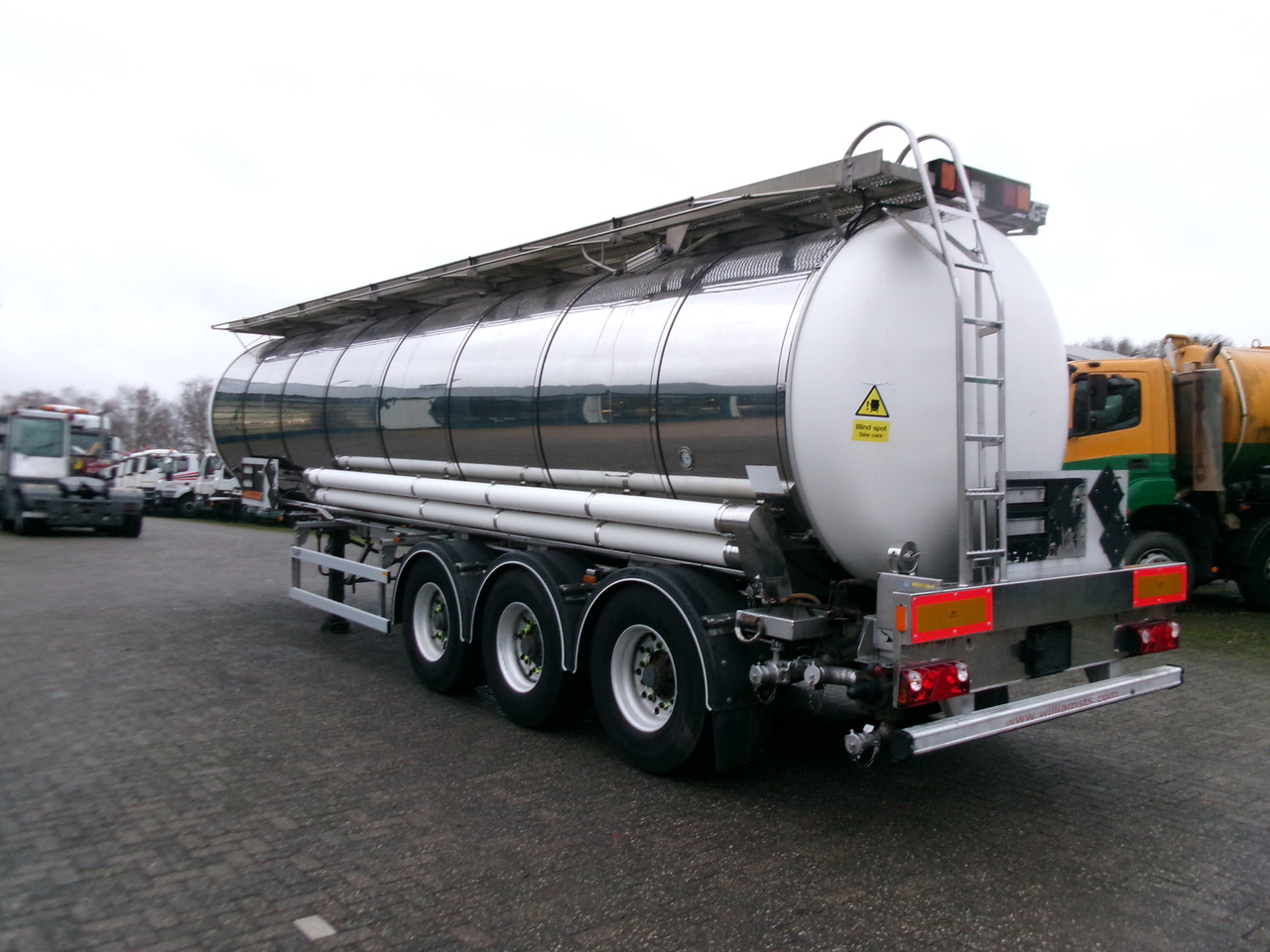 Semirremolque cisterna para transporte de substancias químicas L.A.G. Chemical tank inox L4BH 30 m3 / 1 comp + pump: foto 3