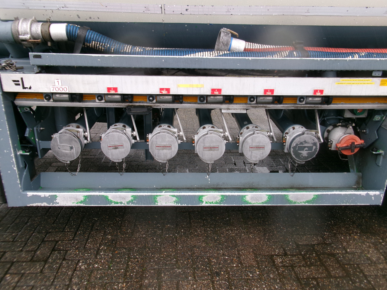 Semirremolque cisterna para transporte de combustible L.A.G. Fuel tank alu 44.5 m3 / 6 comp + pump: foto 10