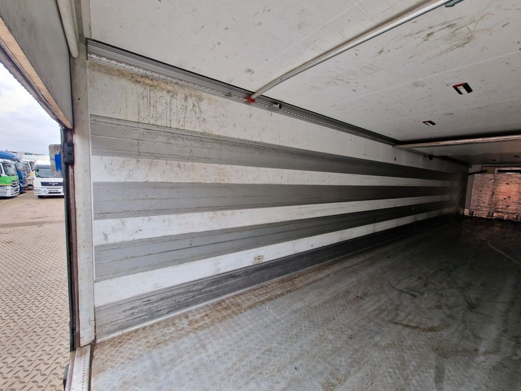 Semirremolque frigorífico Schmitz Cargobull SKO20 / Ladebordwand / Carrier Maxima 1300: foto 15