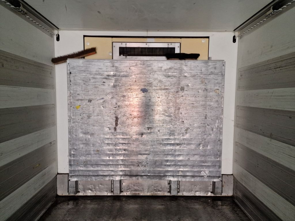 Semirremolque frigorífico Schmitz Cargobull SKO20 / Ladebordwand / Carrier Maxima 1300: foto 12
