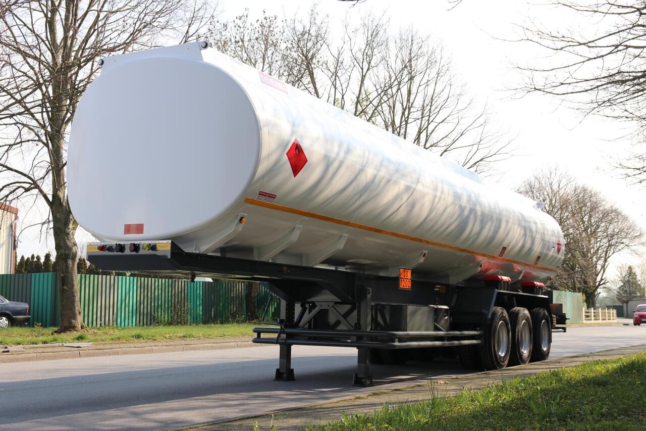 Semirremolque cisterna para transporte de combustible nuevo Sievering 45000 LITRES ADR SEMI REMORQUE CITERNE DE CARBURANT: foto 5