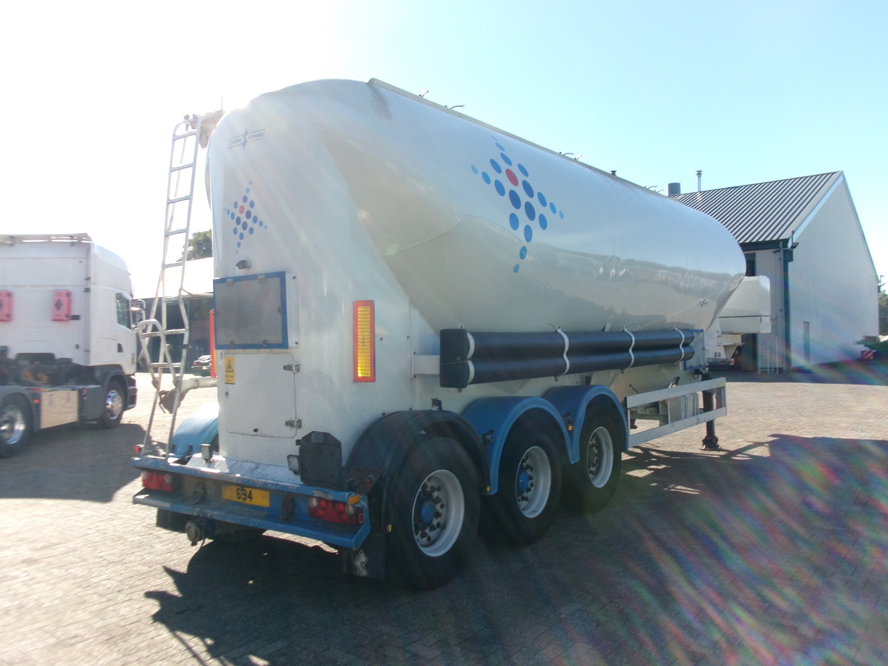 Semirremolque cisterna para transporte de harina Spitzer Powder tank alu 43 m3 / 1 comp + compressor: foto 4